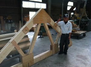 ツーバイフォー住宅のトラスを組みました
