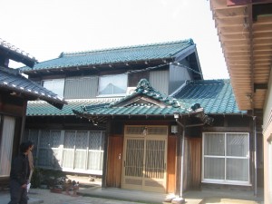 屋根の葺き替え及び太陽光
